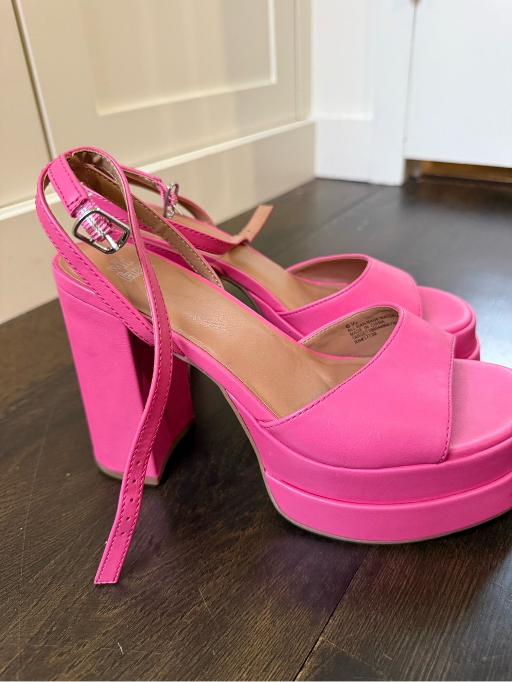 wild fable Hot Pink Platform Sandals with Ankle Strap - Picture 2 of 6
